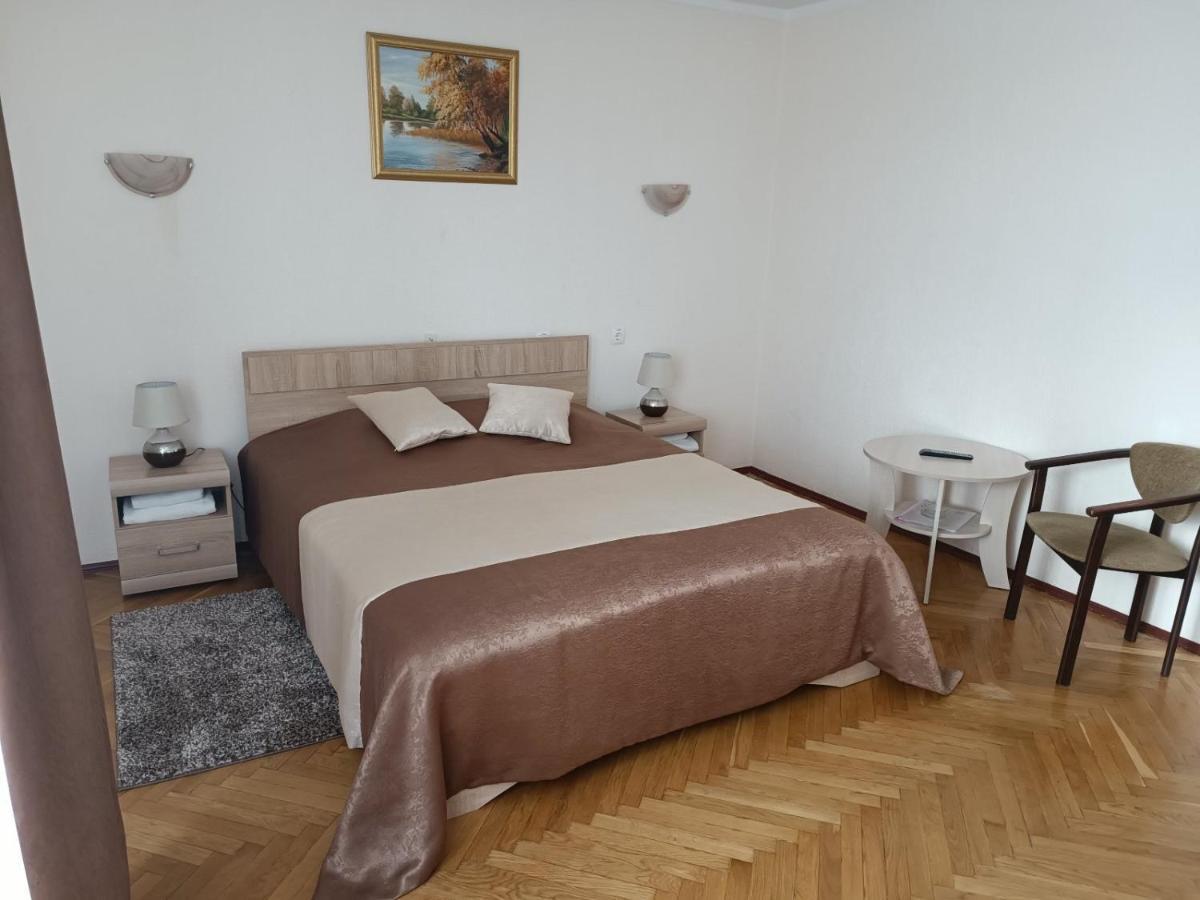 Agat Hotel Мінськ Екстер'єр фото