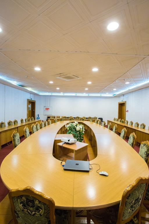Agat Hotel Мінськ Екстер'єр фото